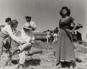 FEDERICO PATELLANI - Sophia Loren sul set del film Orgoglio e Passione