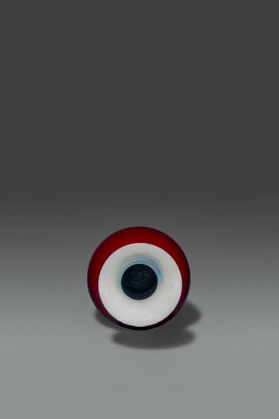 VASO : Vaso in porcellana sangue di bue  Cina  XX sec H cm 40x19  - Asta Asta di Arte Orientale - Associazione Nazionale - Case d'Asta italiane