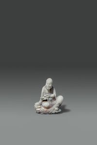 FIGURA DI SAGGIO - Figura di saggio con Ruyi scolpito in saponaria  Cina  dinastia Qing  XVIII sec H cm 13 5x11