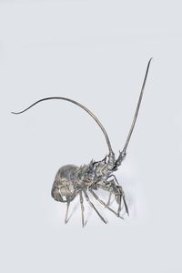 GRANDE SCULTURA - Peso gr 1724 in argento a forma di aragosta con antenne mobili