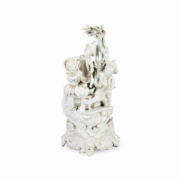 Gruppo in porcellana bianca  - Asta Dipinti Antichi, Arredi, Sculture e Oggetti d'Arte - Associazione Nazionale - Case d'Asta italiane