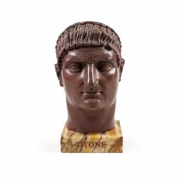 Testa in marmo rosso antico  - Asta Dipinti Antichi, Arredi, Sculture e Oggetti d'Arte - Associazione Nazionale - Case d'Asta italiane