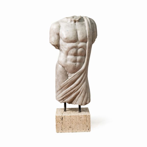Torso virile in marmo bianco  - Asta Dipinti Antichi, Arredi, Sculture e Oggetti d'Arte - Associazione Nazionale - Case d'Asta italiane
