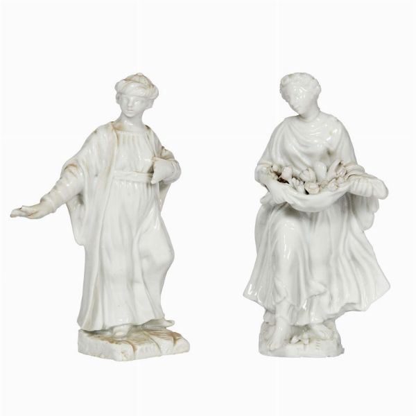 COPPIA DI FIGURE, DOCCIA, MANIFATTURA GINORI, SECONDA MET&Agrave; SECOLO XVIII  - Asta CERAMICA. MAIOLICHE E PORCELLANE DAL XVI AL XIX SECOLO - Associazione Nazionale - Case d'Asta italiane