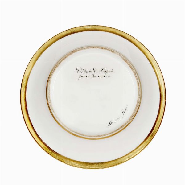 TAZZA CON PIATTINO, NAPOLI, MANIFATTURA GIOVINE, PRIMA MET&Agrave; 1830 CIRCA  - Asta CERAMICA. MAIOLICHE E PORCELLANE DAL XVI AL XIX SECOLO - Associazione Nazionale - Case d'Asta italiane