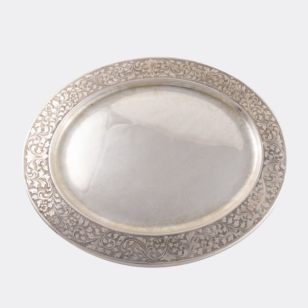 VASSOIO  - Asta Tempo d'estate Gioielli, Orologi e Argenti - Associazione Nazionale - Case d'Asta italiane