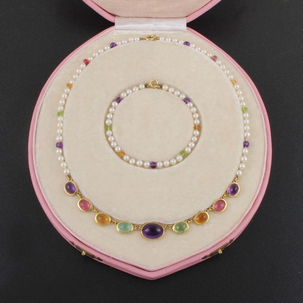 PARURE DI COLLANA E BRACCIALE  - Asta Tempo d'estate Gioielli, Orologi e Argenti - Associazione Nazionale - Case d'Asta italiane