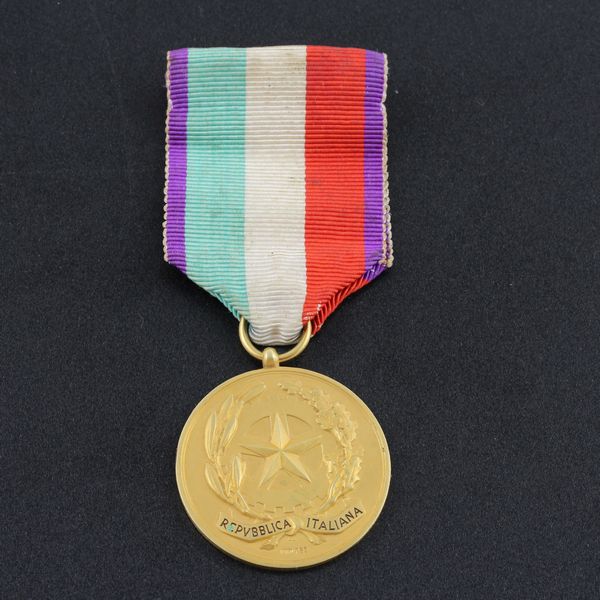MEDAGLIA  - Asta Tempo d'estate Gioielli, Orologi e Argenti - Associazione Nazionale - Case d'Asta italiane