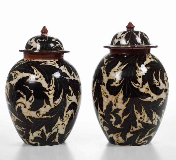 Coppia di potiche Ravano. Albisola, Dario Ravano (1876-1961), verso la met� del XX secolo  - Asta Antiquariato Luglio - Associazione Nazionale - Case d'Asta italiane