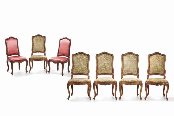 Lotto di sette sedie in legno intagliato. XVIII secolo  - Asta Antiquariato Luglio - Associazione Nazionale - Case d'Asta italiane