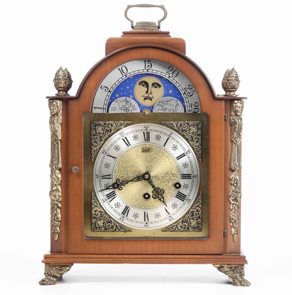 Pendola da tavolo. Walt XX secolo  - Asta Antiquariato Luglio - Associazione Nazionale - Case d'Asta italiane