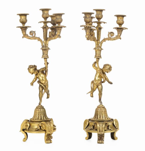 Coppia di candelabri in bronzo dorato, XIX secolo  - Asta Antiquariato Luglio - Associazione Nazionale - Case d'Asta italiane
