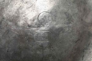 Braciere in peltro a forma di vaso con coperchio, XVIII secolo  - Asta Antiquariato Luglio - Associazione Nazionale - Case d'Asta italiane