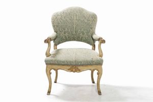 Poltrona in legno intagliato e dipinto. XVIII-XIX secolo  - Asta Antiquariato Luglio - Associazione Nazionale - Case d'Asta italiane