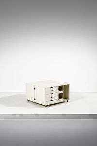 GIAMPIERO VITELLI & TITINA AMMANNATI - Tavolino da salotto per Rossi d'Albizzate