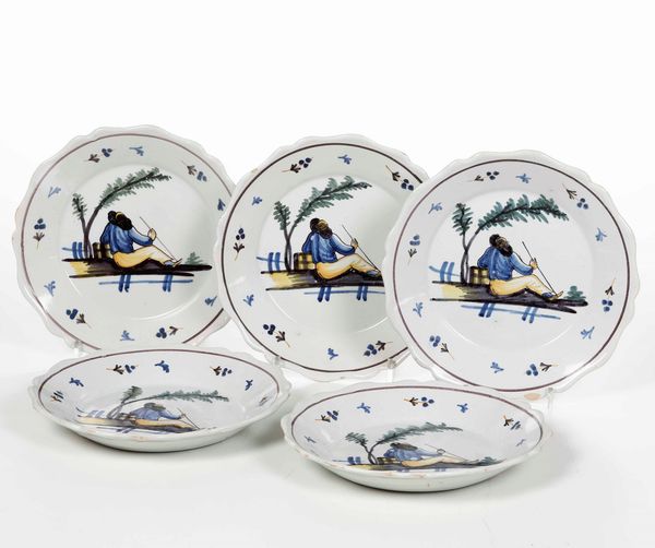 Cinque piatti <BR>Francia, Borgogna-Franca Contea, Manifattura Ancy Le Franc (?), 1766-1807  - Asta Ceramiche - Associazione Nazionale - Case d'Asta italiane