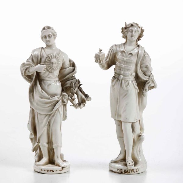 Coppia di figurine.<BR>Probabilmente veneto, fine XVIII inizio XX secolo  - Asta Ceramiche - Associazione Nazionale - Case d'Asta italiane