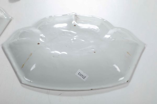 Coppia di vassoietti<BR>Nove, Manifattura Antonibon, XVIII secolo circa  - Asta Ceramiche - Associazione Nazionale - Case d'Asta italiane