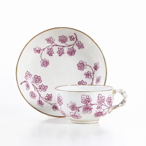 Tazza con piattino<BR>Germania, Manifattura di Nymphenburg, 1750-1775 circa  - Asta Ceramiche - Associazione Nazionale - Case d'Asta italiane