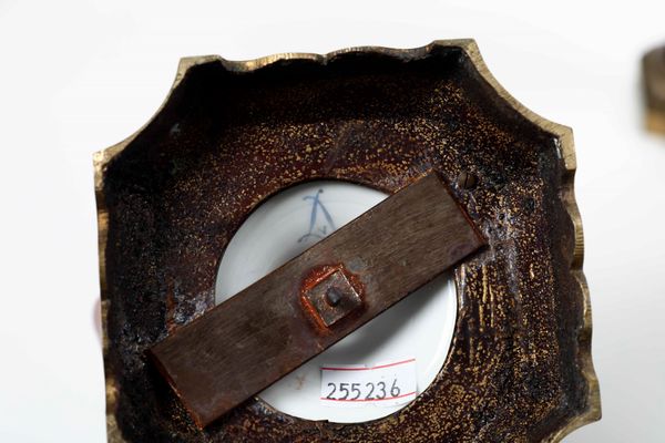 Due coppie di vasi<BR>Francia e Italia, XIX secolo  - Asta Ceramiche - Associazione Nazionale - Case d'Asta italiane