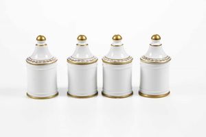 Quattro vasi con coperchio<BR>Francia, XX secolo  - Asta Ceramiche - Associazione Nazionale - Case d'Asta italiane