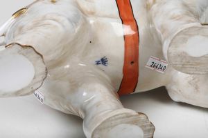 Figura di elefante <BR>Germania, Turingia, Manifattura di Rudolstadt, prima met del XX secolo  - Asta Ceramiche - Associazione Nazionale - Case d'Asta italiane