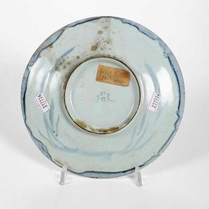 Piatto<BR>Savona, seconda met del XVIII secolo  - Asta Ceramiche - Associazione Nazionale - Case d'Asta italiane