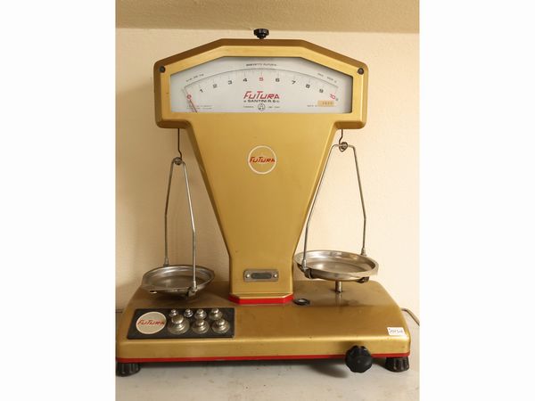 Bilancia da orafo, Futura di Santici R. & c.  - Asta Due collezioni pisane - Associazione Nazionale - Case d'Asta italiane