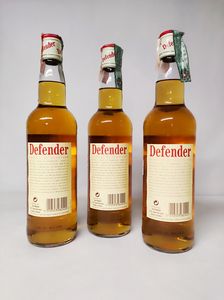 Defender 5 Yeras, Scotch Whisky  - Asta Sunset Spirits - Associazione Nazionale - Case d'Asta italiane