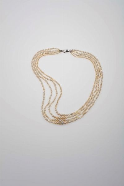Quattro fili di perle naturali  - Asta Fine Jewels - Associazione Nazionale - Case d'Asta italiane