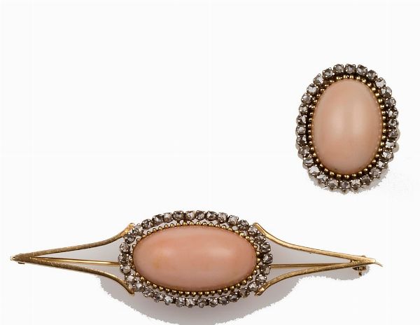 Parure composta da anello e spilla con corallo rosa e diamanti  - Asta Fine Jewels - Associazione Nazionale - Case d'Asta italiane