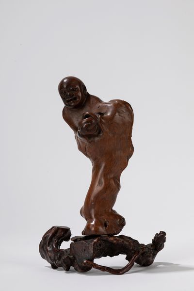 Scultura da radice in legno. Cina, inizi secolo XX  - Asta Incanti d'Asia - Associazione Nazionale - Case d'Asta italiane