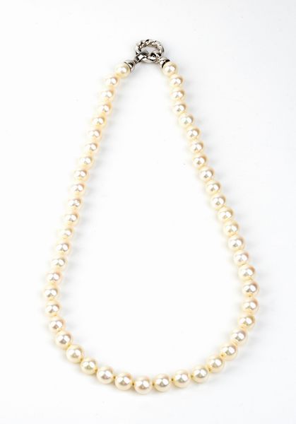 Collana di perle coltivate d'acqua salata  - Asta Gioielli, orologi, argenti e penne - Associazione Nazionale - Case d'Asta italiane