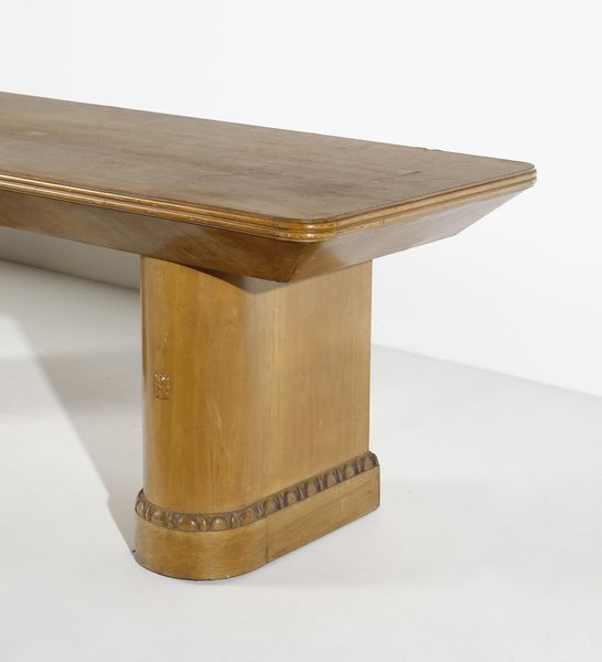 PIACENTINI MARCELLO (1881 - 1960) : attribuito. Monumentale tavolo con bacellatura alle basi  - Asta Asta 420 | DESIGN E ARTI DECORATIVE DEL NOVECENTO Online - Associazione Nazionale - Case d'Asta italiane