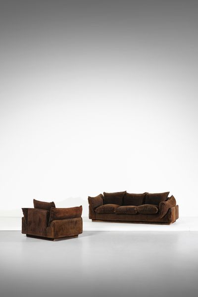 GUNNAR GRAVESEN & DAVID LEWIS : Lotto composto da un divano a tre posti e una poltrona mod. Cado per De Padova  - Asta Asta 420 | DESIGN E ARTI DECORATIVE DEL NOVECENTO Online - Associazione Nazionale - Case d'Asta italiane