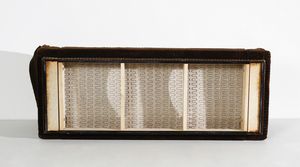 GUNNAR GRAVESEN & DAVID LEWIS : Lotto composto da un divano a tre posti e una poltrona mod. Cado per De Padova  - Asta Asta 420 | DESIGN E ARTI DECORATIVE DEL NOVECENTO Online - Associazione Nazionale - Case d'Asta italiane