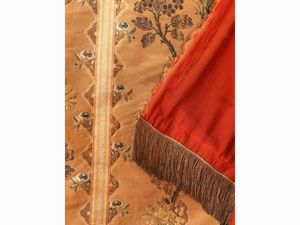 Pannello decorativo in broccato di seta  - Asta Una villa fiorentina. Arredi e Dipinti Antichi. Arte Contemporanea - Associazione Nazionale - Case d'Asta italiane