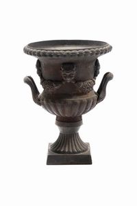Vaso in ferro mediceo  - Asta Antiquariato Settembre - Associazione Nazionale - Case d'Asta italiane