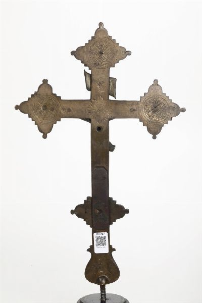 Antica croce astile. Area veneta, probabilmente XVII secolo  - Asta Scultura - Associazione Nazionale - Case d'Asta italiane