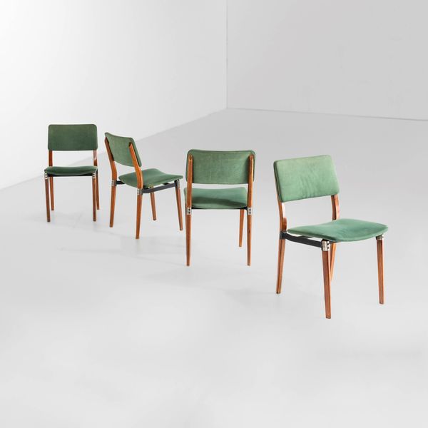 EUGENIO GERLI : Quatttro sedie mod. S82  - Asta Design Lab - Associazione Nazionale - Case d'Asta italiane