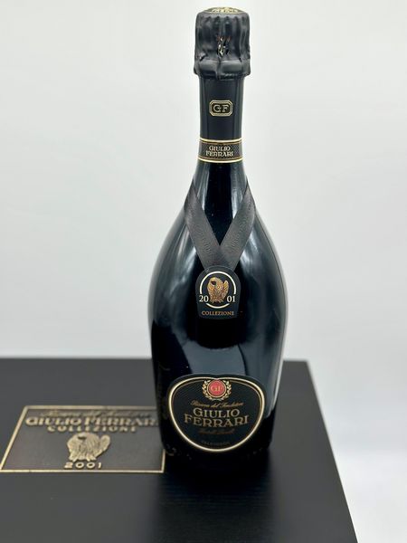 Fratelli Lunelli Ferrari, Giulio Ferrari Riserva del Fondatore Collezione Metodo Classico Trentodoc 2001  - Asta Vini e Distillati. D'Annata, Pregiati e da Collezione - Associazione Nazionale - Case d'Asta italiane