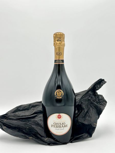 Fratelli Lunelli Ferrari, Giulio Ferrari Riserva del Fondatore Metodo Classico Trentodoc 2007  - Asta Vini e Distillati. D'Annata, Pregiati e da Collezione - Associazione Nazionale - Case d'Asta italiane