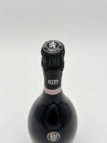 Fratelli Lunelli Ferrari, Giulio Ferrari Riserva del Fondatore Rosè Trentodoc 2010  - Asta Vini e Distillati. D'Annata, Pregiati e da Collezione - Associazione Nazionale - Case d'Asta italiane