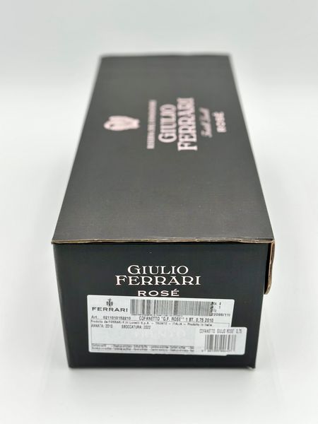 Fratelli Lunelli Ferrari, Giulio Ferrari Riserva del Fondatore Rosè Trentodoc 2010  - Asta Vini e Distillati. D'Annata, Pregiati e da Collezione - Associazione Nazionale - Case d'Asta italiane