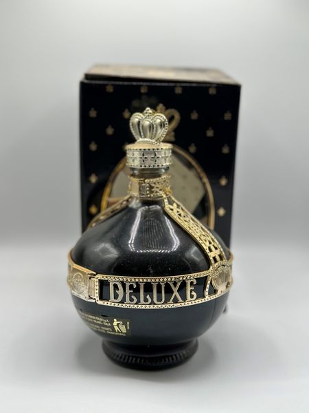 Chambord, Liqueur Royale de France Black Raspberry Liqueur  - Asta Vini e Distillati. D'Annata, Pregiati e da Collezione - Associazione Nazionale - Case d'Asta italiane