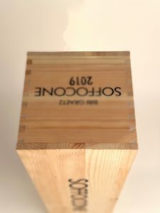 Bibi Graetz, Soffocone di Vincigliata  - Asta Vini e Distillati. D'Annata, Pregiati e da Collezione - Associazione Nazionale - Case d'Asta italiane