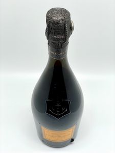 Veuve Clicquot, La Grande Dame  - Asta Vini e Distillati. D'Annata, Pregiati e da Collezione - Associazione Nazionale - Case d'Asta italiane