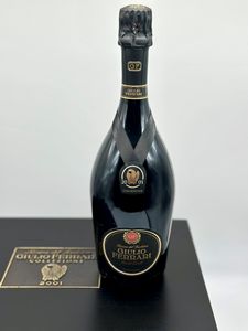 Fratelli Lunelli Ferrari, Giulio Ferrari Riserva del Fondatore Collezione Metodo Classico Trentodoc 2001  - Asta Vini e Distillati. D'Annata, Pregiati e da Collezione - Associazione Nazionale - Case d'Asta italiane