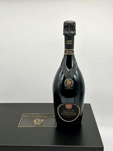 Fratelli Lunelli Ferrari, Giulio Ferrari Riserva del Fondatore Collezione Metodo Classico Trentodoc 2001  - Asta Vini e Distillati. D'Annata, Pregiati e da Collezione - Associazione Nazionale - Case d'Asta italiane