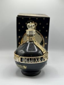 Chambord, Liqueur Royale de France Black Raspberry Liqueur  - Asta Vini e Distillati. D'Annata, Pregiati e da Collezione - Associazione Nazionale - Case d'Asta italiane